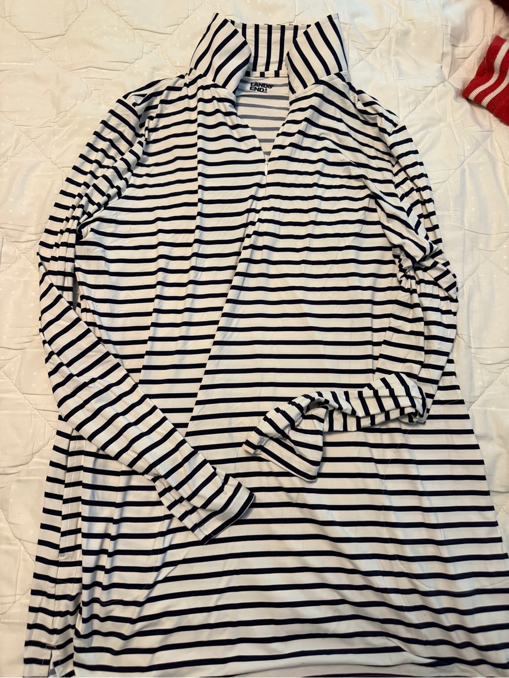 Striped navy & White Long Sleeve Pullover